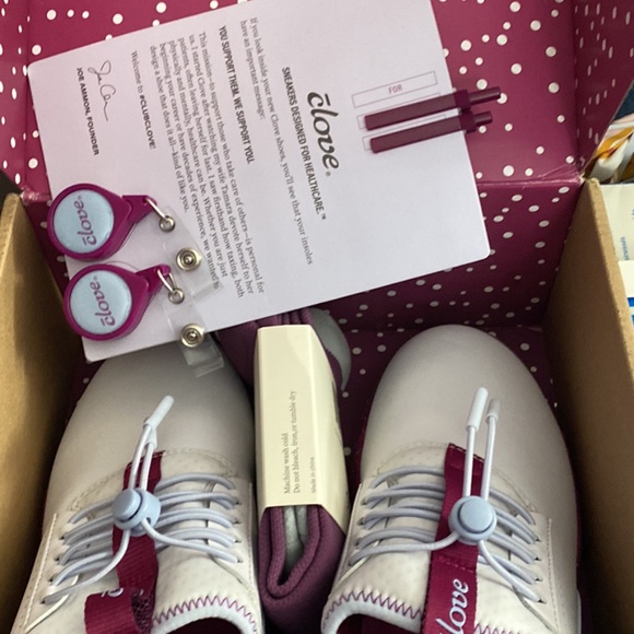 Clove Shies - Picture 1 of 1